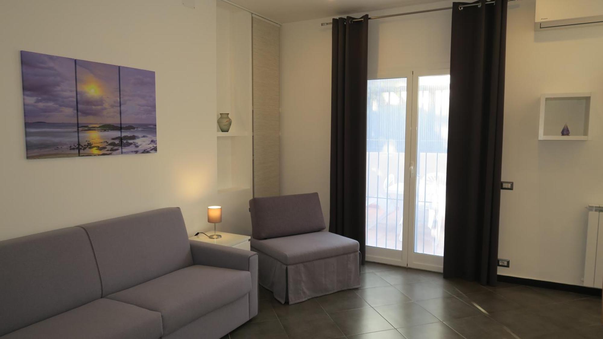 Karina, To The Beach With Terrace And Private Parking Savona Buitenkant foto