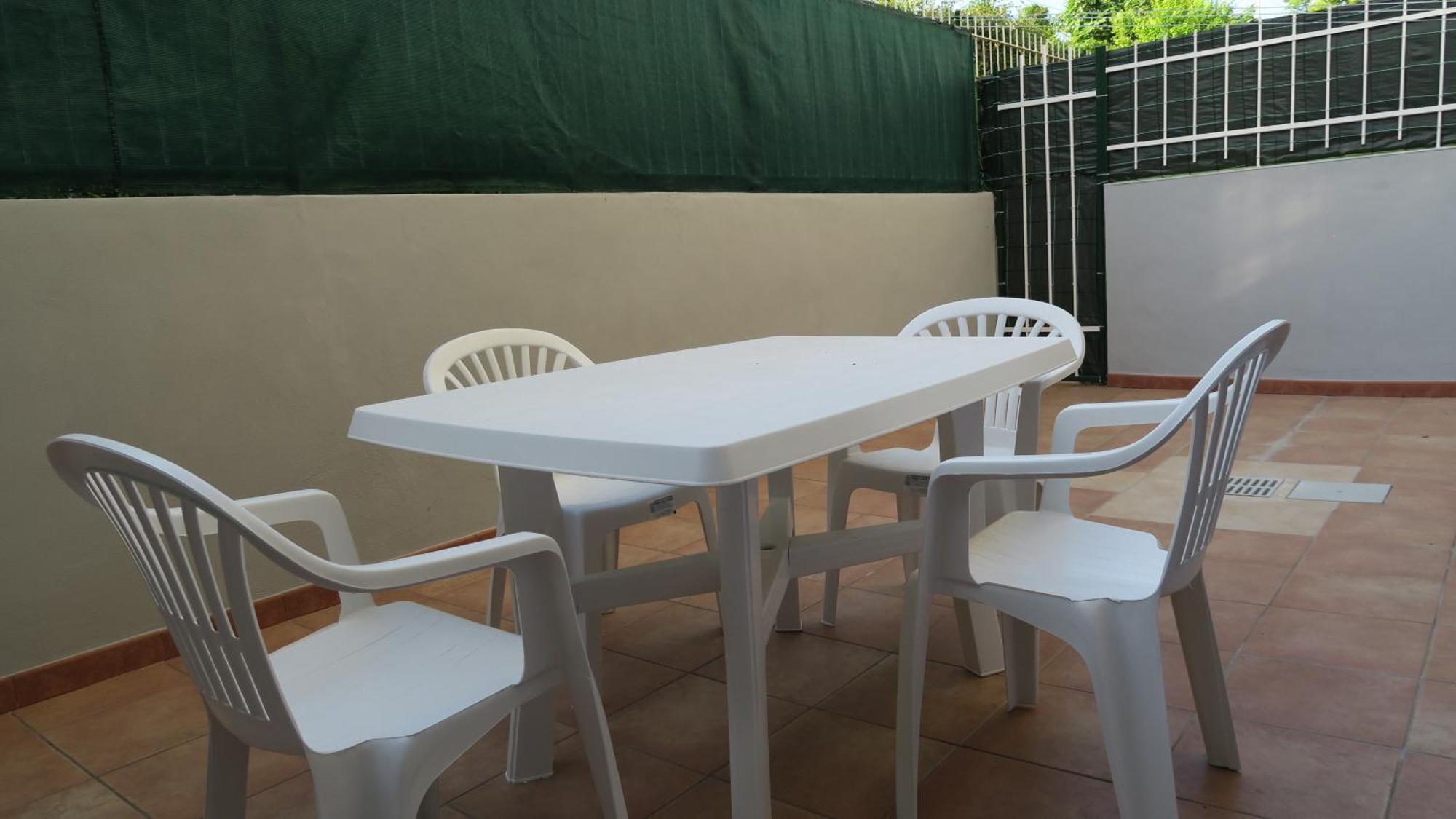 Karina, To The Beach With Terrace And Private Parking Savona Buitenkant foto